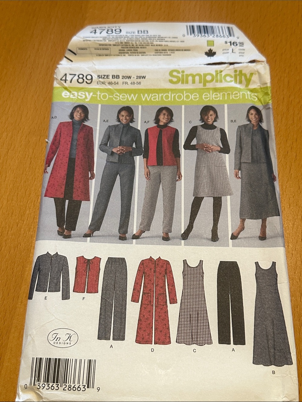 Uncut sewing pattern Simplicity 4789 womens pants, vest, jacket, jumper
